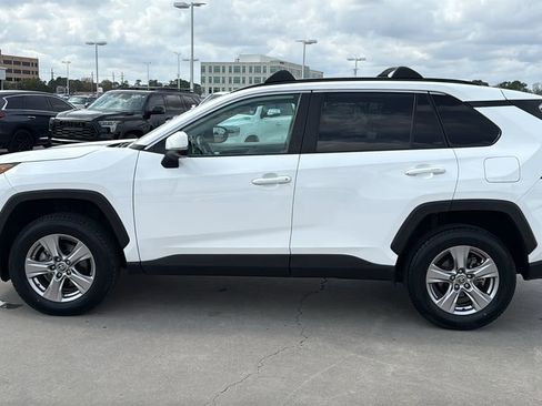 Used 2023 Toyota RAV4 XLE image 2