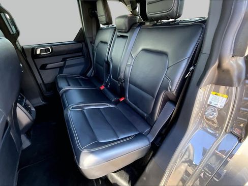 Certified 2025 Ford Bronco Outer Banks AWD/4WD image 21
