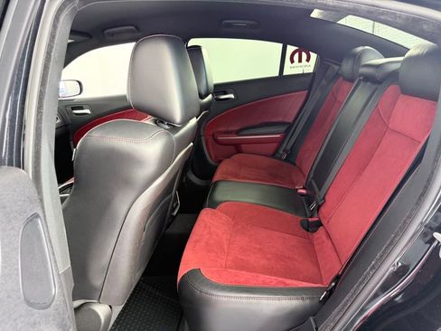 Used 2015 Dodge Charger R/T image 24