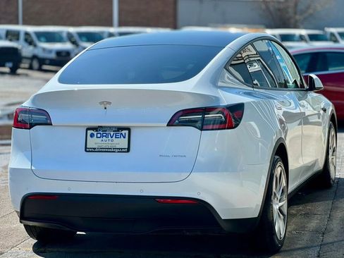 Used 2021 Tesla Model Y Long Range image 5