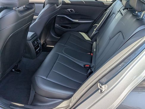 Used 2025 BMW 330i xDrive Sedan AWD/4WD image 31