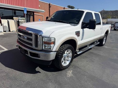 Used 2010 Ford F250 Lariat AWD/4WD image 5