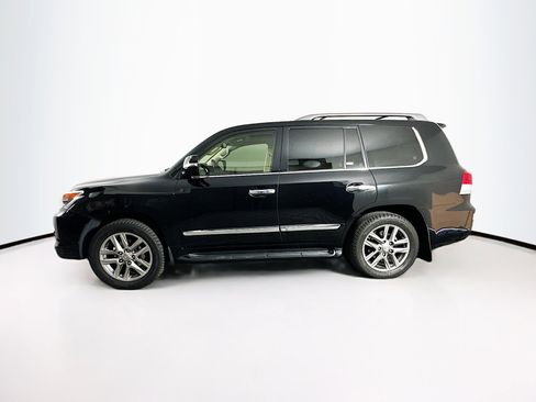 Used 2013 Lexus LX 570 4WD image 4