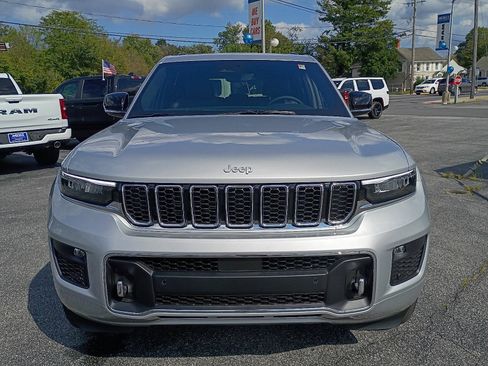 New 2025 Jeep Grand Cherokee Overland w/ Trailer Tow Package AWD/4WD image 2