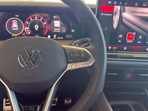 New 2026 Volkswagen Tiguan SEL R-Line image 21