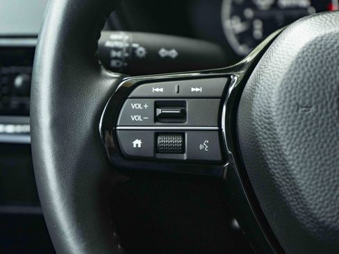 Used 2024 Honda CR-V EX-L image 20