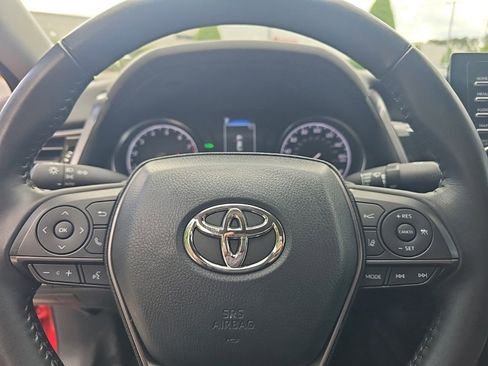 Used 2023 Toyota Camry SE w/ Convenience Package FWD image 11