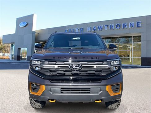 New 2025 Ford Expedition Tremor image 2