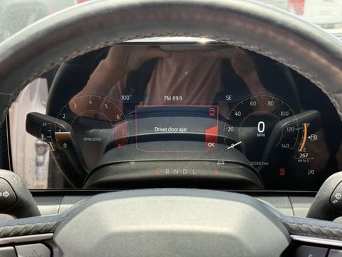Used 2025 Ford Mustang Premium RWD image 17