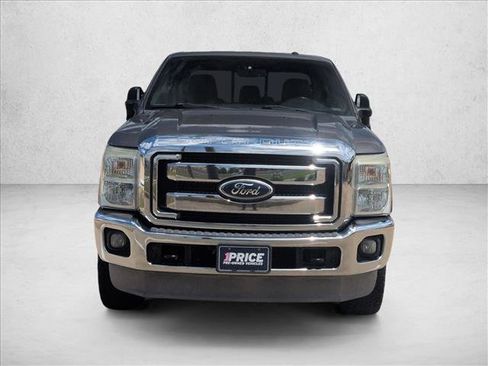 Used 2011 Ford F250 Lariat w/ Lariat Ultimate Pkg AWD/4WD image 2