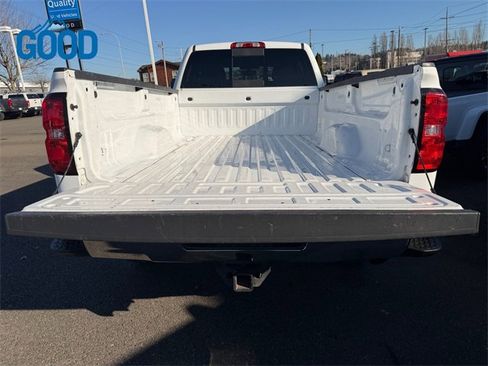Used 2018 Chevrolet Silverado 2500 LT w/ All Star Edition image 28