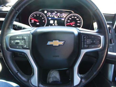 Used 2021 Chevrolet Tahoe Premier w/ Premium Package RWD image 26