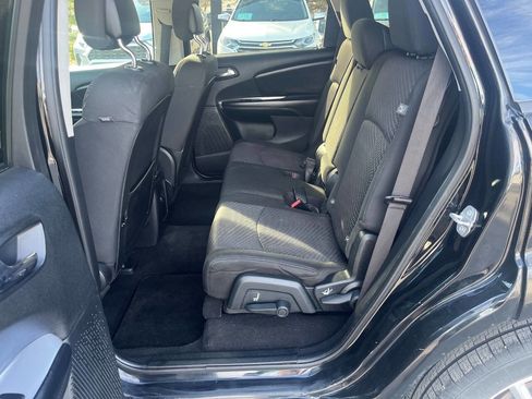 Used 2016 Dodge Journey SXT w/ Comfort/Convenience Group image 14