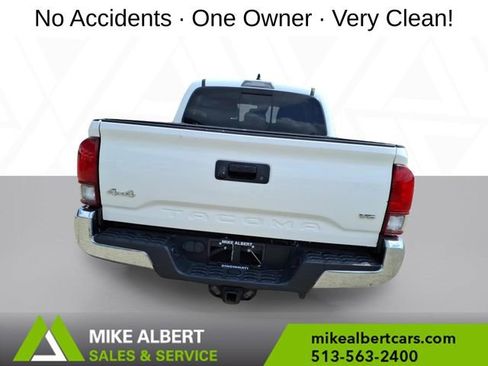 Used 2021 Toyota Tacoma SR5 AWD/4WD image 6