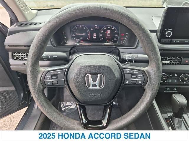Used 2025 Honda Accord SE image 15