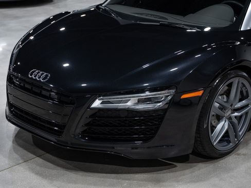 Used 2014 Audi R8 V8 AWD/4WD image 18