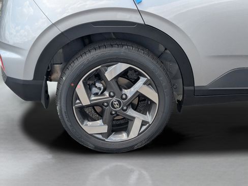 New 2026 Hyundai Venue SEL FWD image 34
