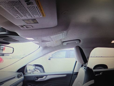 Used 2022 Ford Escape SEL AWD/4WD image 11