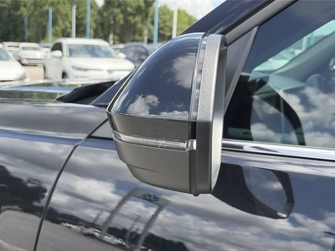 Certified 2026 Volkswagen Atlas SE w/ Panoramic Sunroof Package FWD image 34