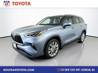 Used 2021 Toyota Highlander Limited AWD/4WD video 1