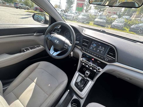 Used 2020 Hyundai Elantra SEL FWD image 14