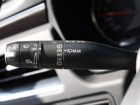 Used 2021 Chevrolet Suburban LT w/ LT Signature Package image 39