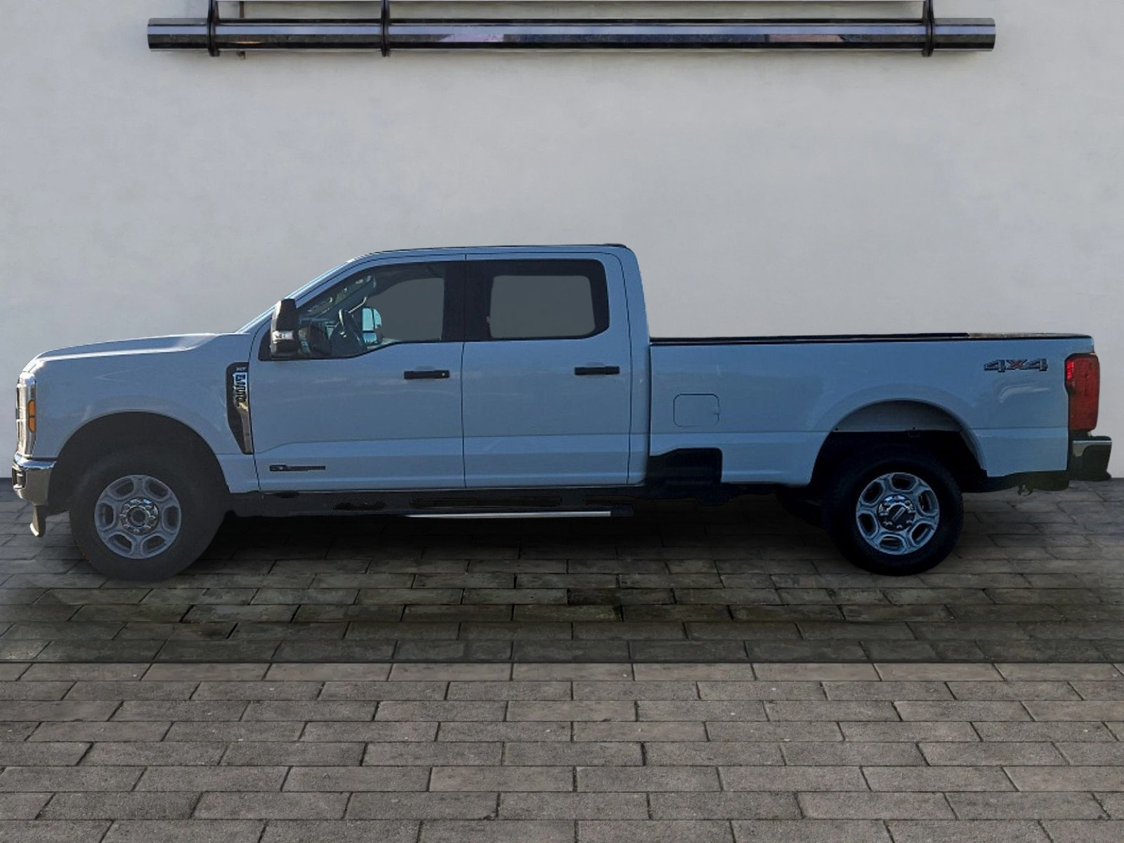 Used 2025 Ford F250 XLT AWD/4WD image 6