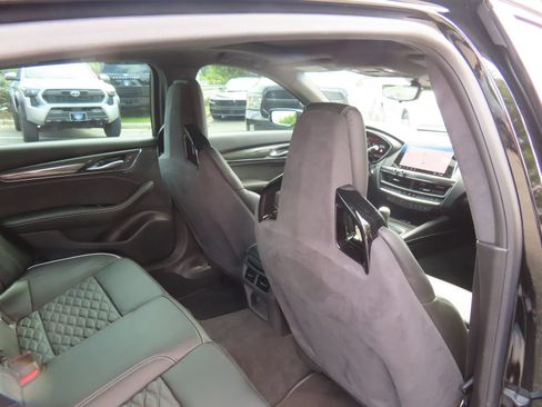 Used 2023 Cadillac CT5 V Blackwing w/ Carbon Fiber Package 2 RWD image 42