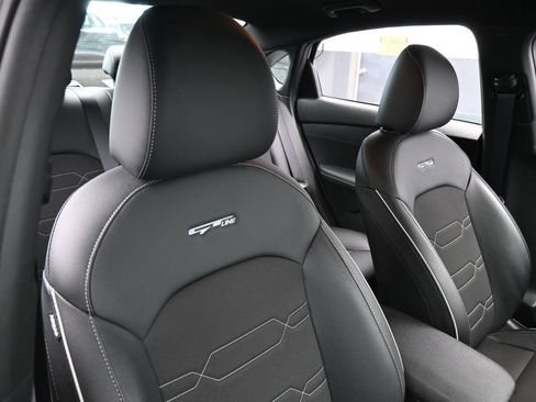 Used 2022 Kia Forte GT-Line w/ GT-Line Technology Package FWD image 37
