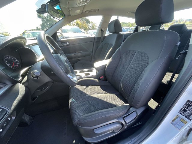 Used 2019 Kia Optima LX FWD image 16