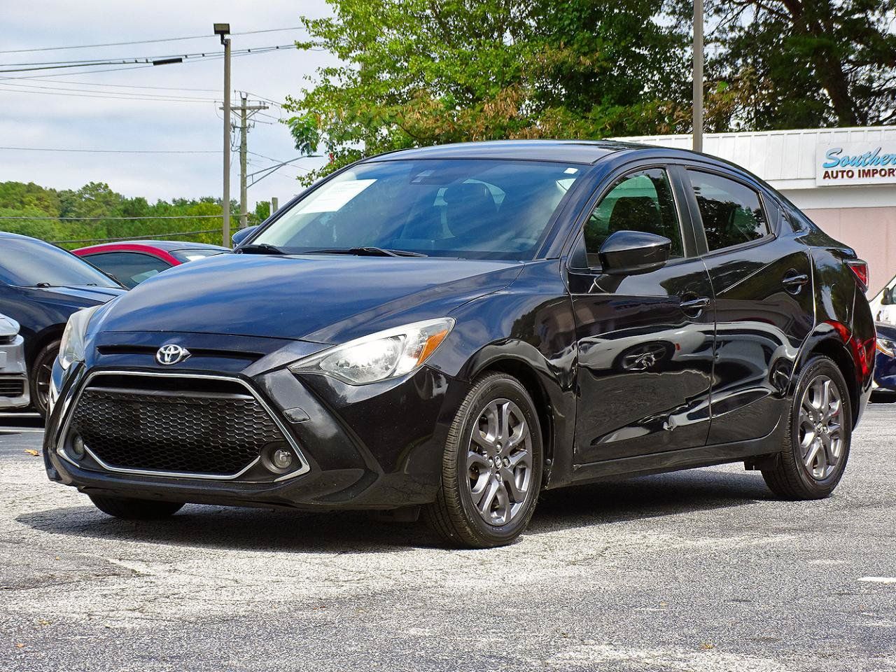 Used 2019 Toyota Yaris LE FWD image 6
