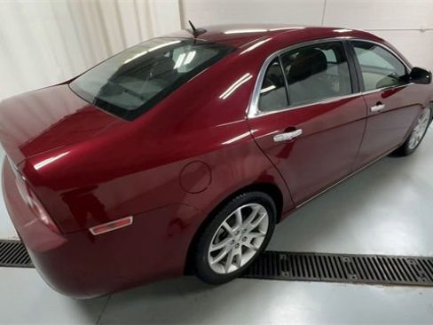 Used 2011 Chevrolet Malibu LTZ w/ HFV6 Engine Package image 8
