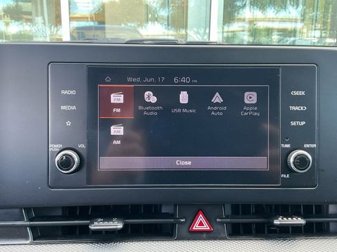 Used 2025 Kia Sportage LX FWD image 22