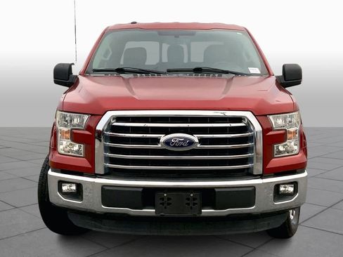 Used 2015 Ford F150 XLT w/ Equipment Group 302A Luxury image 3