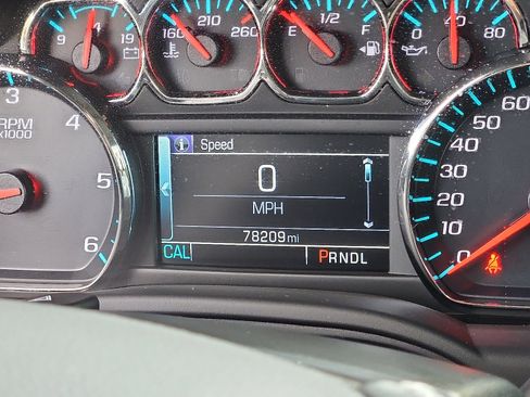 Used 2020 Chevrolet Tahoe LT image 19