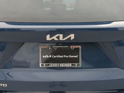 Certified 2024 Kia Sorento S w/ Panoramic Sunroof Package AWD/4WD image 13
