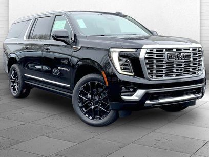 New 2026 GMC Yukon XL Denali w/ Sun & Power Step Package