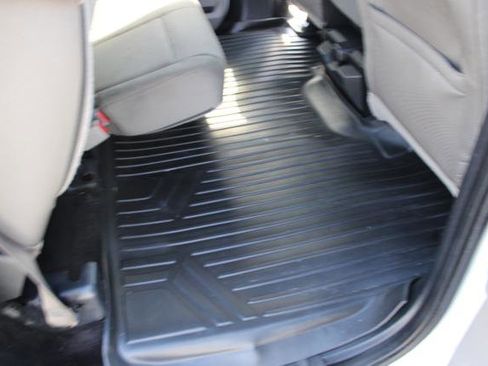 Used 2016 Ford F150 XLT image 32