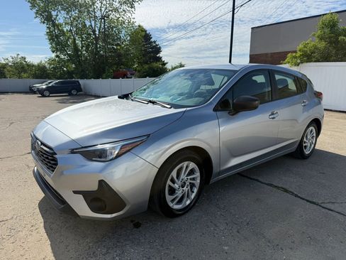 Used 2024 Subaru Impreza 2.0i AWD/4WD image 5