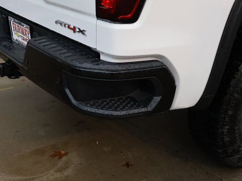 New 2026 GMC Sierra 1500 AT4X w/ LPO, Black Badging Package image 41