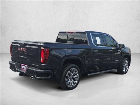 Used 2025 GMC Sierra 1500 Denali w/ Denali Reserve Package AWD/4WD image 5