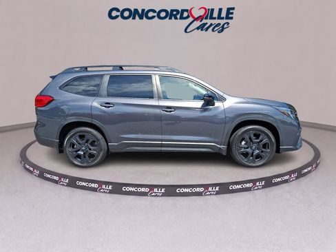 Used 2023 Subaru Ascent Onyx Edition AWD/4WD image 8