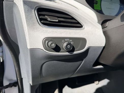 Used 2019 Chevrolet Bolt LT image 16