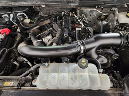 Used 2024 Ford Expedition Limited image 36