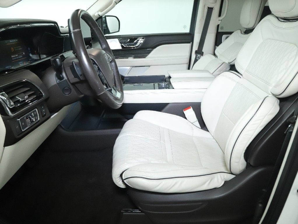 Used 2022 Lincoln Navigator L Black Label AWD/4WD image 22