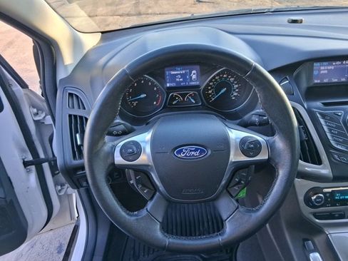 Used 2012 Ford Focus SEL image 16