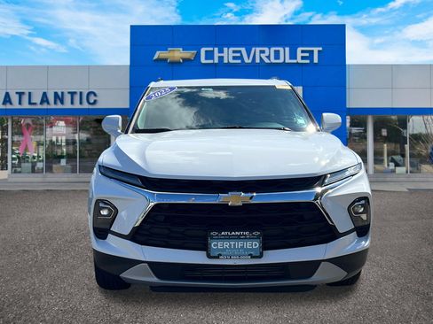 Certified 2025 Chevrolet Blazer LT w/ Convenience Package image 2