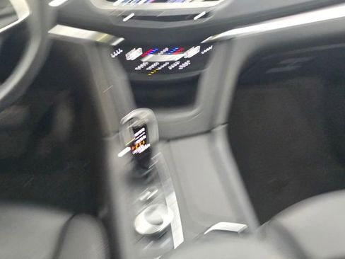 Used 2024 Cadillac XT5 Luxury FWD image 18
