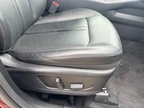 Used 2025 Kia Sorento EX FWD image 15