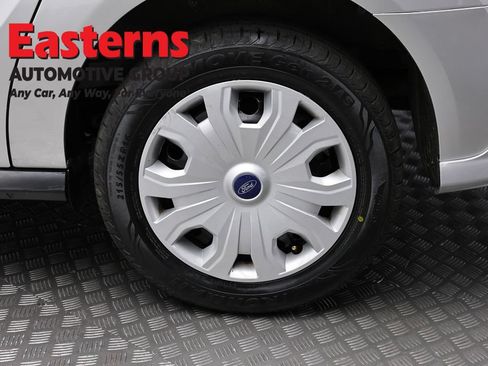 Used 2021 Ford Transit Connect XLT FWD image 8